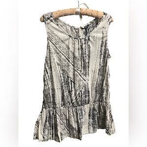 White and black tank top